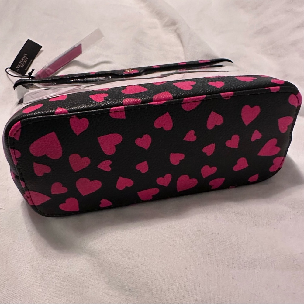 Victoria’s Secret Clear Makeup Bag Set Pink Hearts NWT - Picture 9 of 10